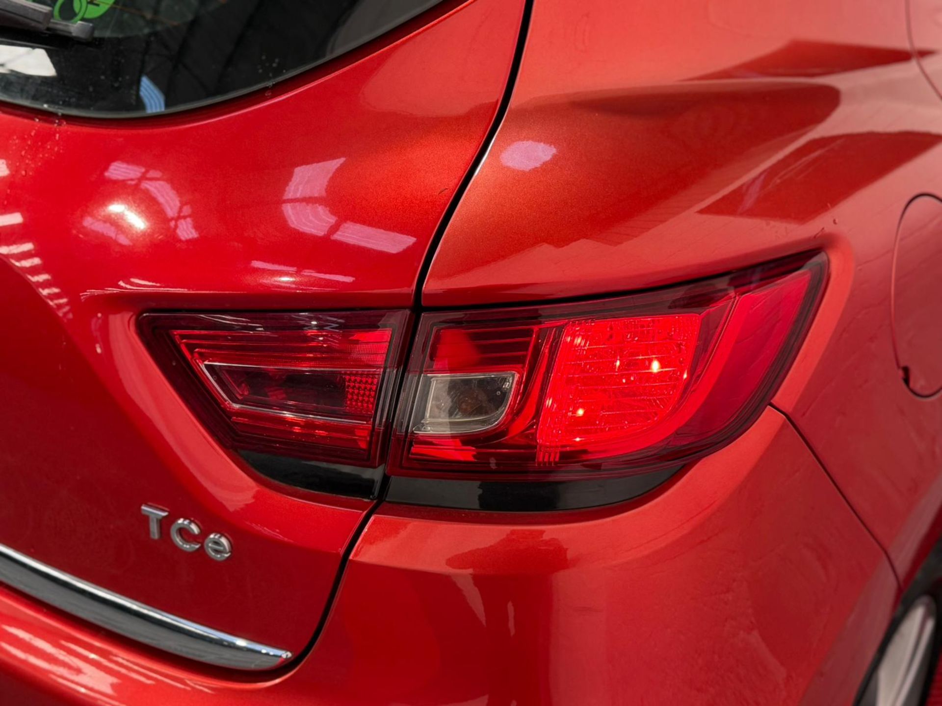 2015 RENAULT CLIO 0.9 TCE DYNAMIQUE MEDIANAV – £20 TAX – 71K MILES >>--NO VAT ON HAMMER--<< - Image 39 of 41