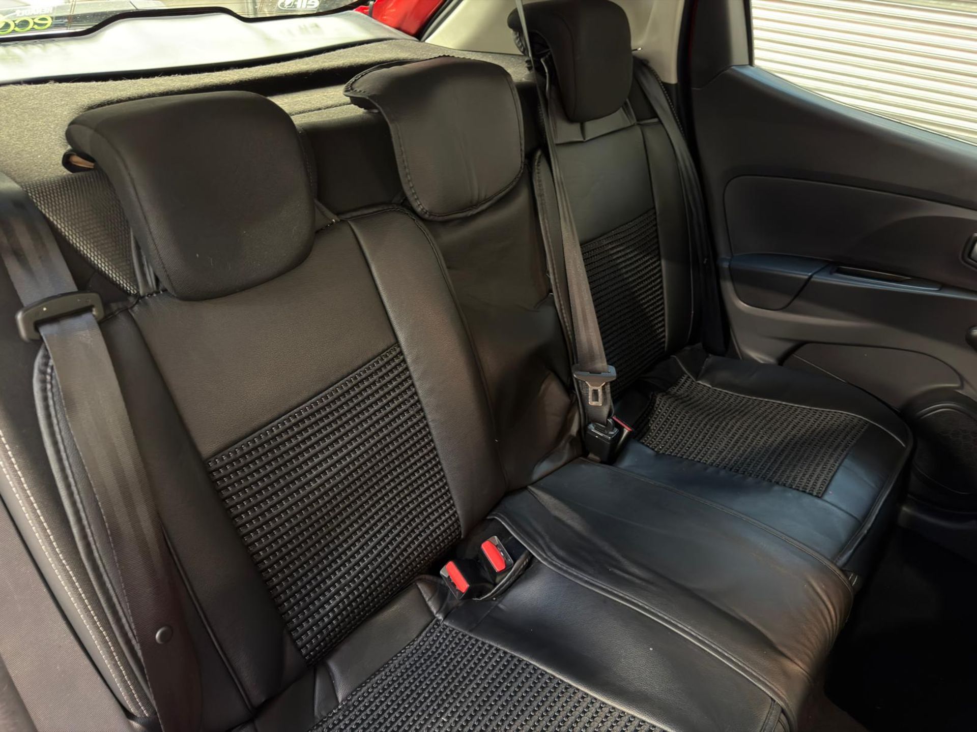 2015 RENAULT CLIO 0.9 TCE DYNAMIQUE MEDIANAV – £20 TAX – 71K MILES >>--NO VAT ON HAMMER--<< - Image 16 of 41