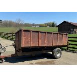 8 TON GRAIN MUCK TRAILER - TRACTOR