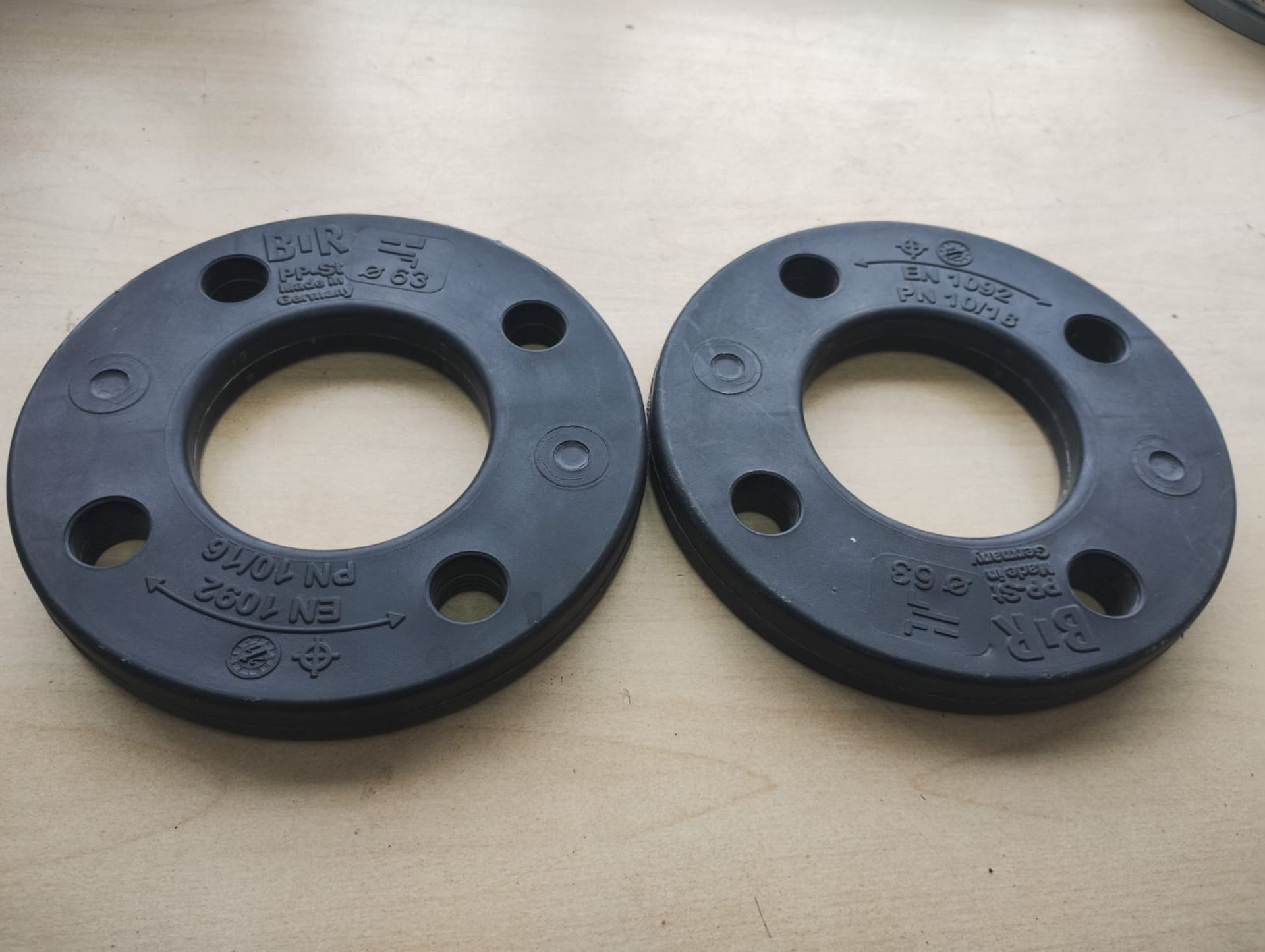 B.R PP-ST - PVC FLANGE BACKING PLATE - EN 1092 PN 10/16 - 63∅- JOBLOT OF 2 - NEW - Image 2 of 2