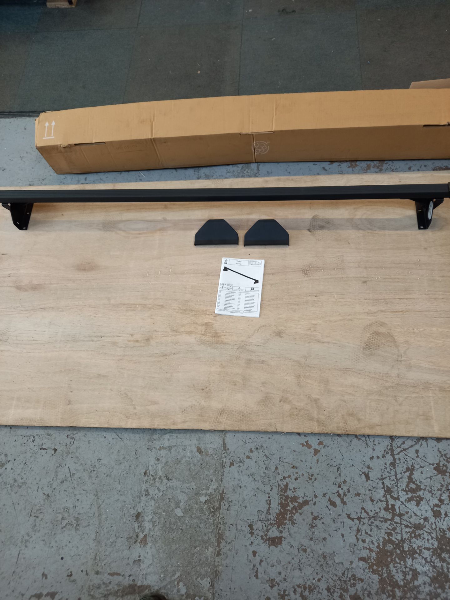 44 X NEW GENUINE OE HYUNDAI + VAUXHALL ROOF BAR KITS STARTING PRICE IS THE RESERVE PRICE - Image 7 of 13