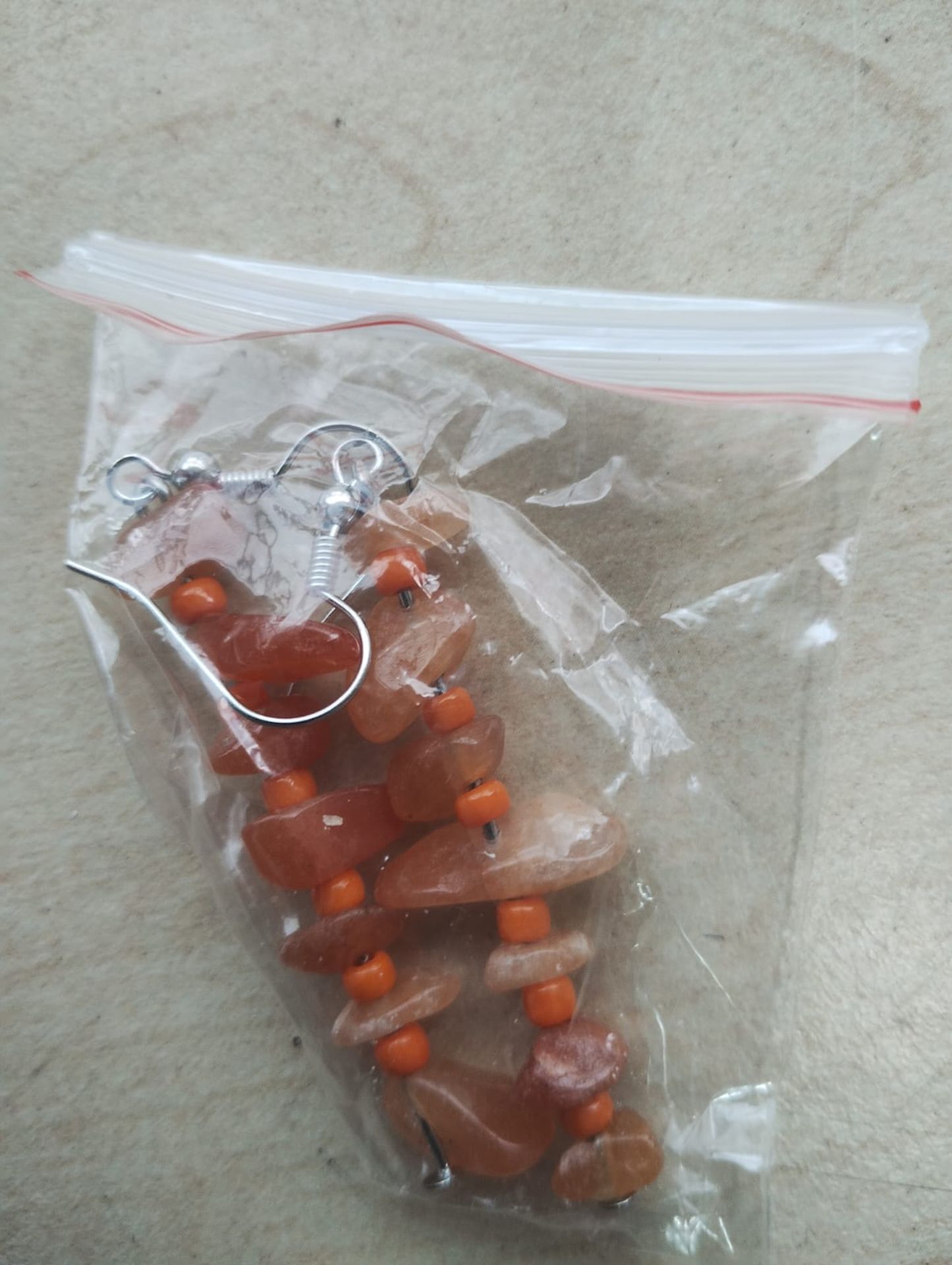 CARNELIAN CRYSTAL CHIP SMALL SS BEADED HANGING EARRING SETS - JOBLOT OF 58- BRAND NEW - Image 3 of 3