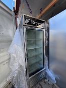 TRUE GDM-23-HC-TSL01 UPRIGHT GLASS DOOR STAINLESS STEEL BOTTLE DRINK FRIDG