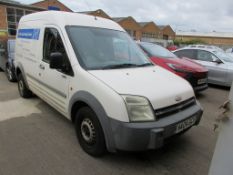 Transit Connect L220 1.8D panel van Registration: VA04 GCF Recorded mileage: 211,002 MOT: 01/09/2026