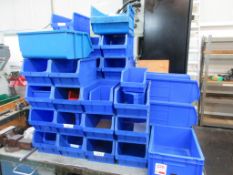 Quantity of Baron size 3, 5, 7 plastic storage bins