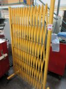 Metal mobile concertina safety barrier