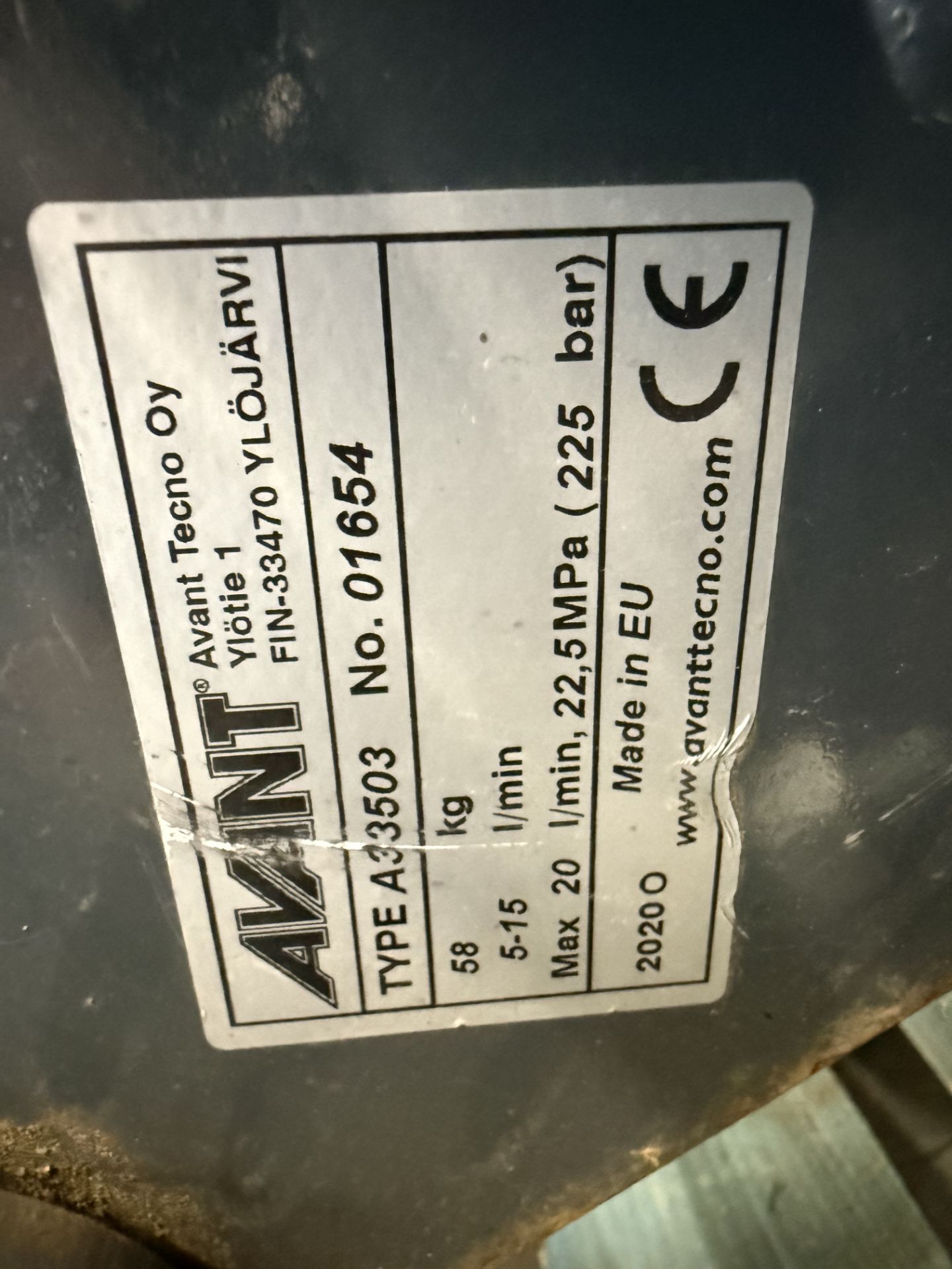 Avant A33503 hydraulic finger grab (2020)Serial Number: 01654Year of ...