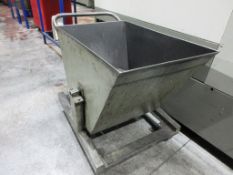 Mobile swarf bin, 30