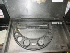 Five Moore & Wright outside micrometers, 6-7