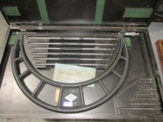 Moore & Wright adjustable micrometer, extension rods - 300-450mm