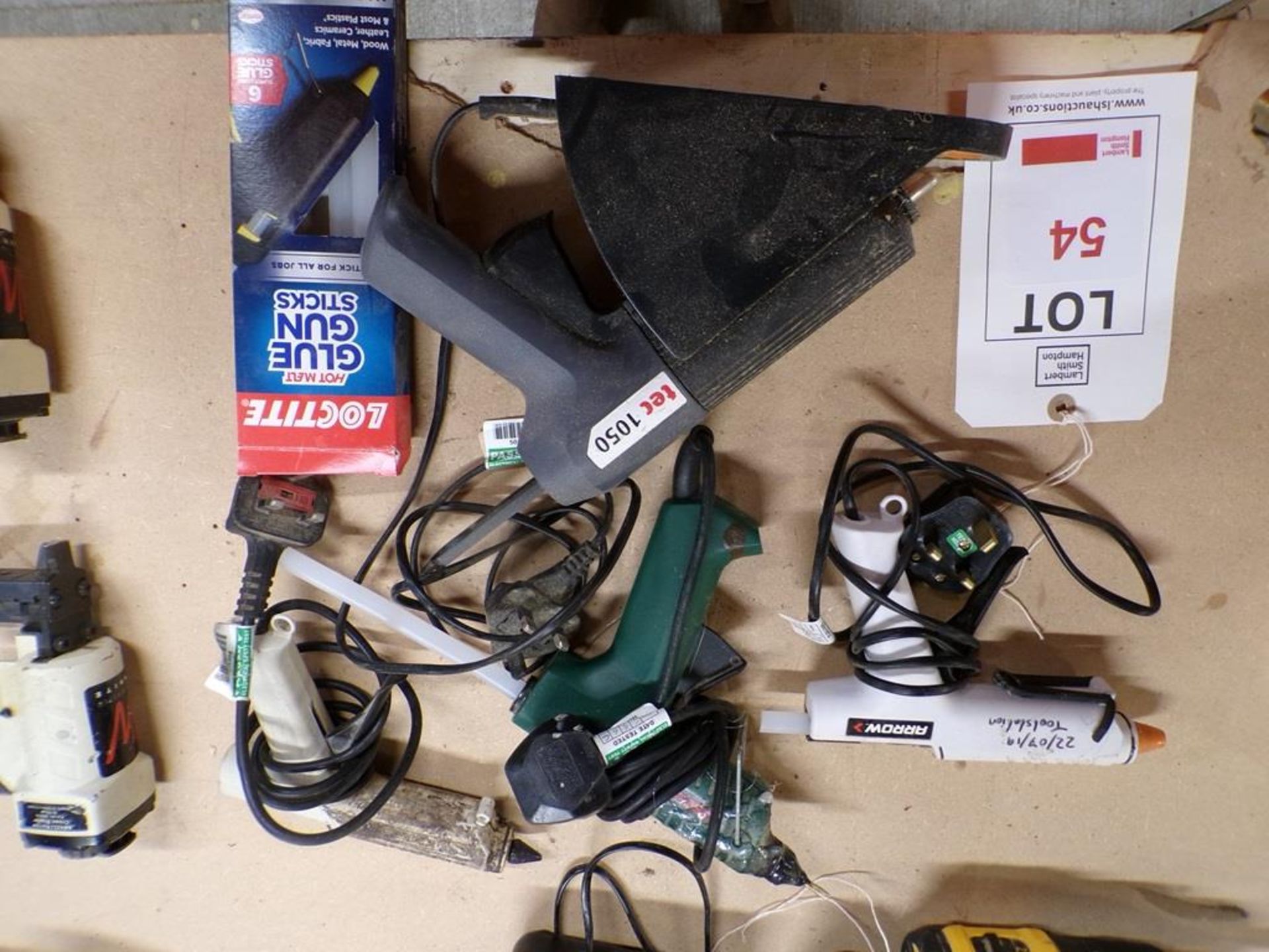 Various glue guns, 240v