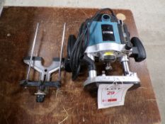 Erbauer ERB210C ½" router, serial no. R09W03, 240v