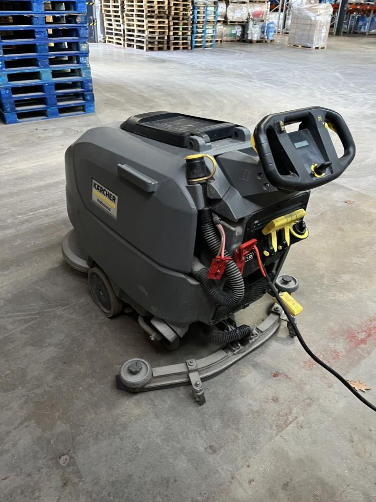 Kärcher Pro BD70/75 battery powered push floor scrubber dryer (2020) - Image 4 of 9