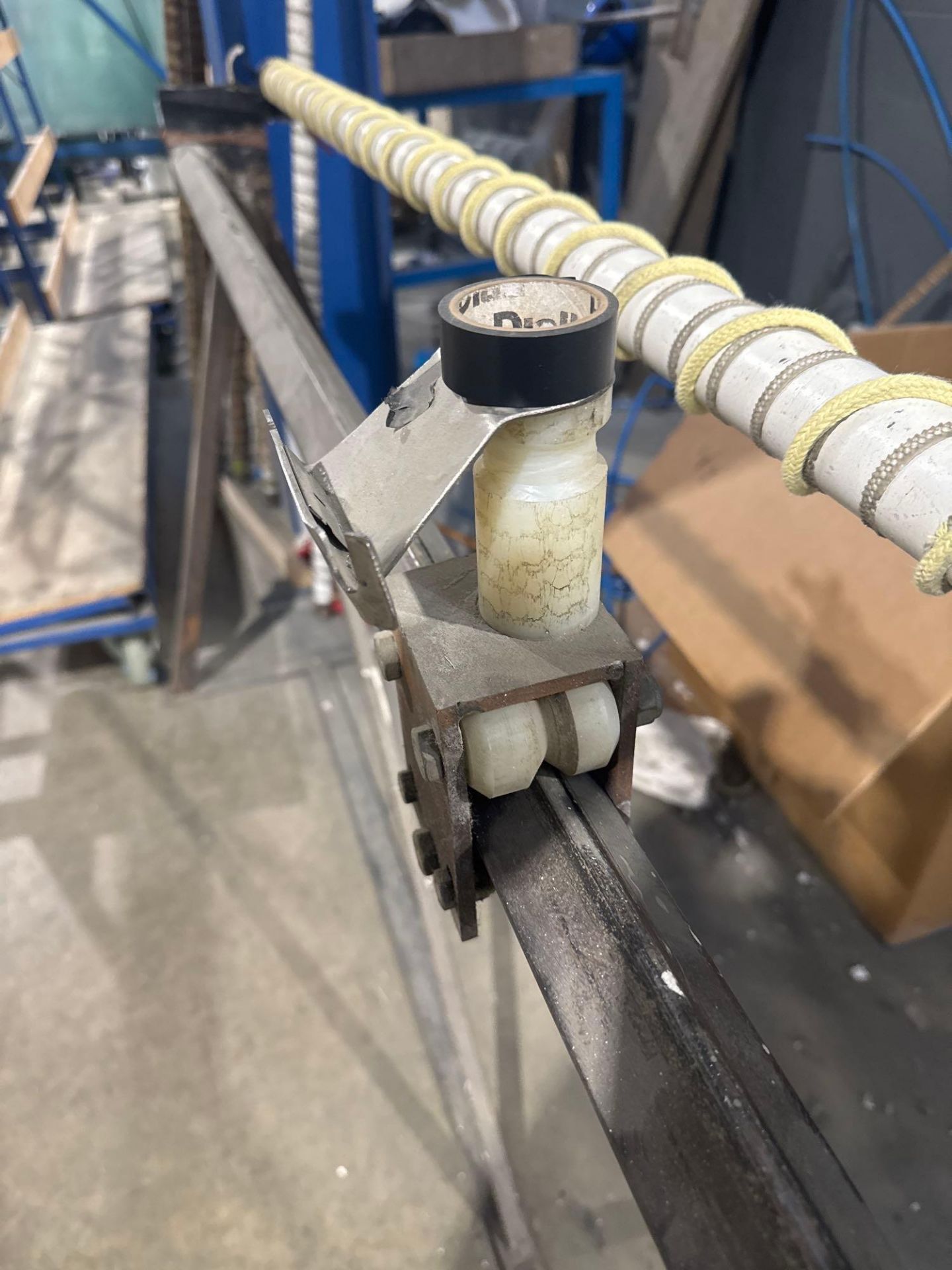 Purpose built roller relining machine - Image 3 of 4