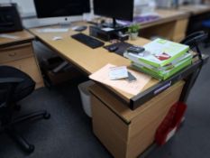 Light oak effect rectangular office desk and 2-drawer pedestal (excluding contents)