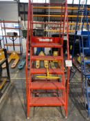 Hi-Way Mobile platform ladder