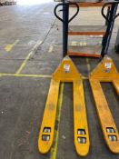 2000kg manual pallet truck