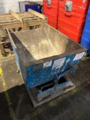 Chalford engineering 0.5 IND Special Mobile tipping skip (2002)