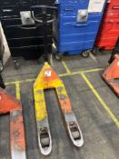 BT 2300kg manual pallet truck