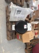 Toilet with cistern and a pedestal sink unit