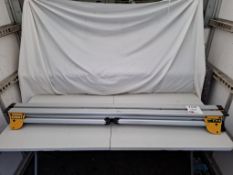 Dewalt DE7023 Universal mitre saw stand