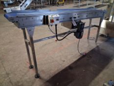 Stainless steel powered 3 phase inclined rubber belt conveyor.