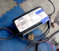 Sealey battery support unit & charger 12v