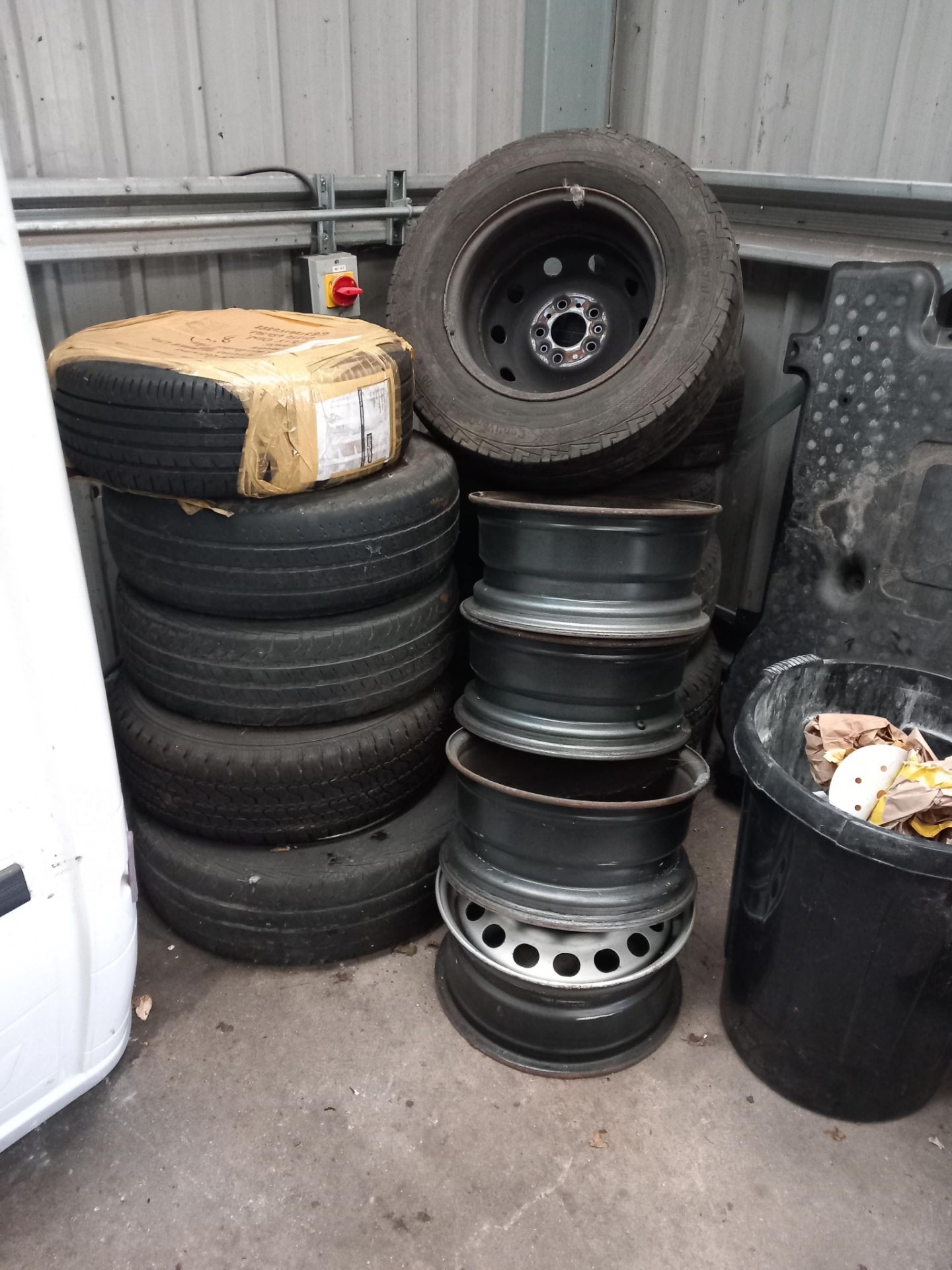 Small quantity of various wheels and tyres