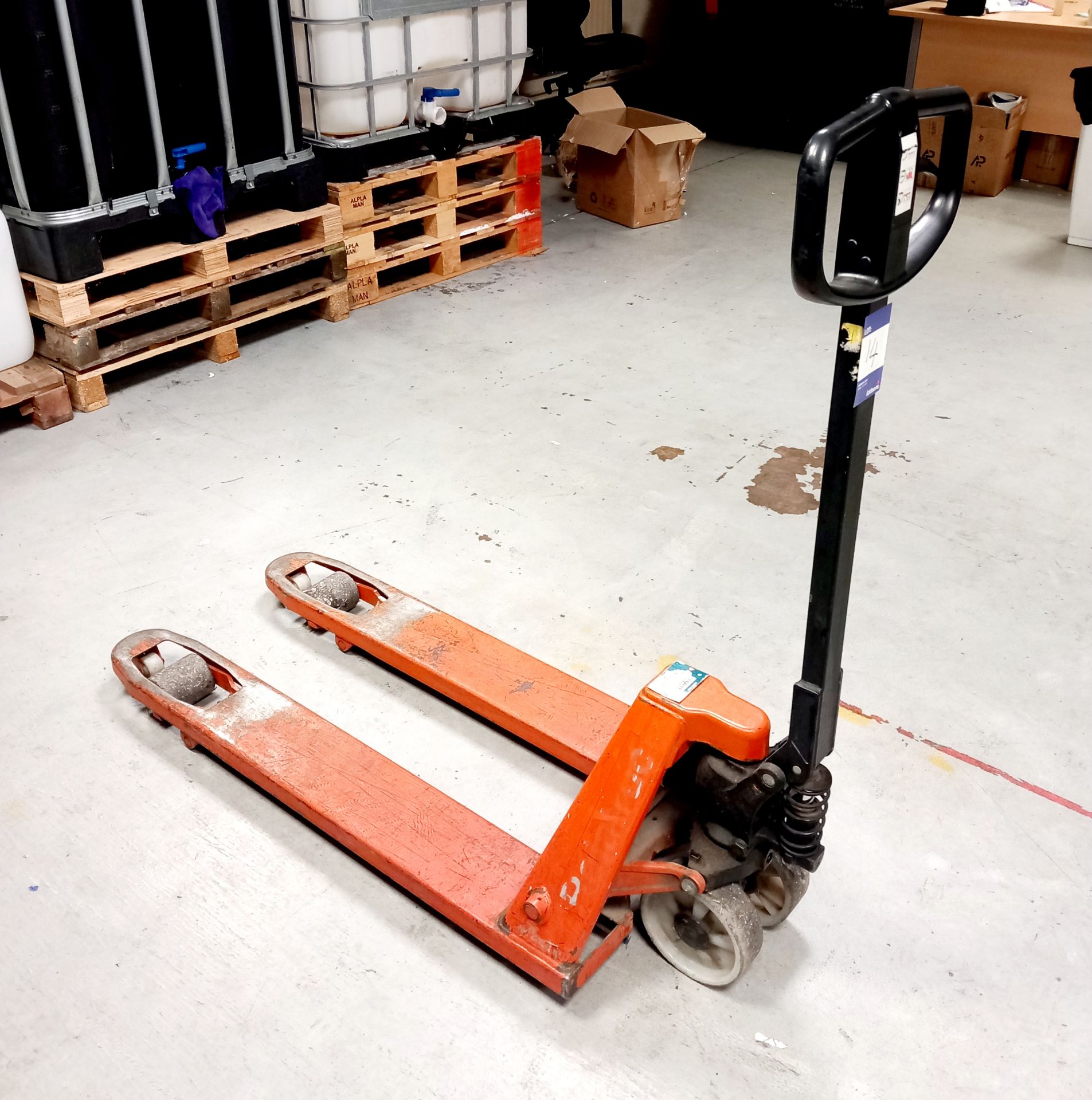 Hydraulic pallet truck