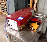 Puffin Air pillow machine