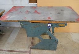 2 x Herzog & Heymann 65/95 Mobile Delivery Units (Year 1995)