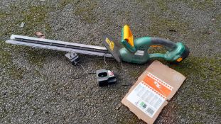Cordless hedge trimmer, 18V with Battery and Charger, 51cm blade