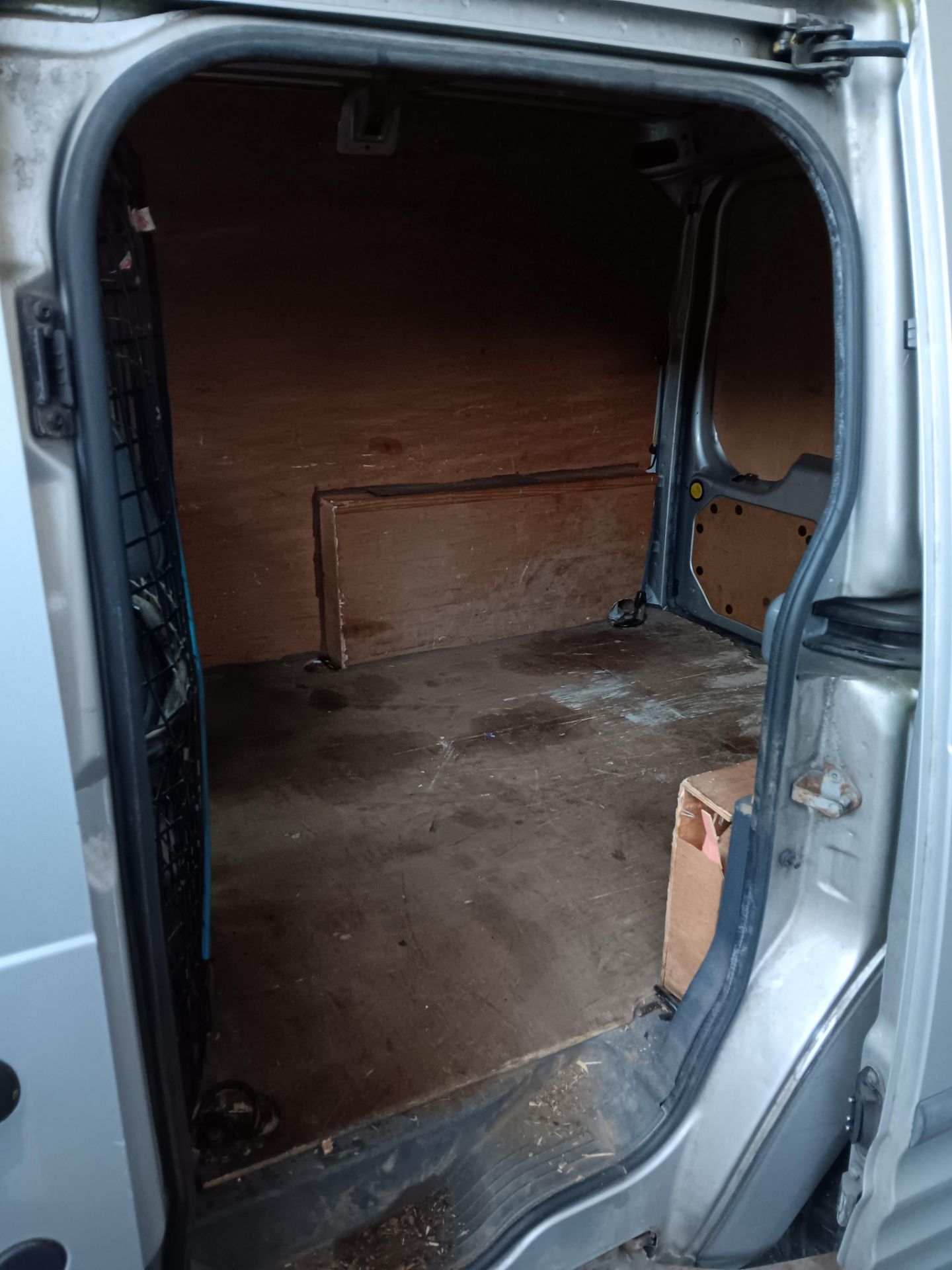 Ford Transit Connect 90T200 compact panel van, Registration YB61 BEJ, Mileage 121,148, Date of - Image 8 of 16