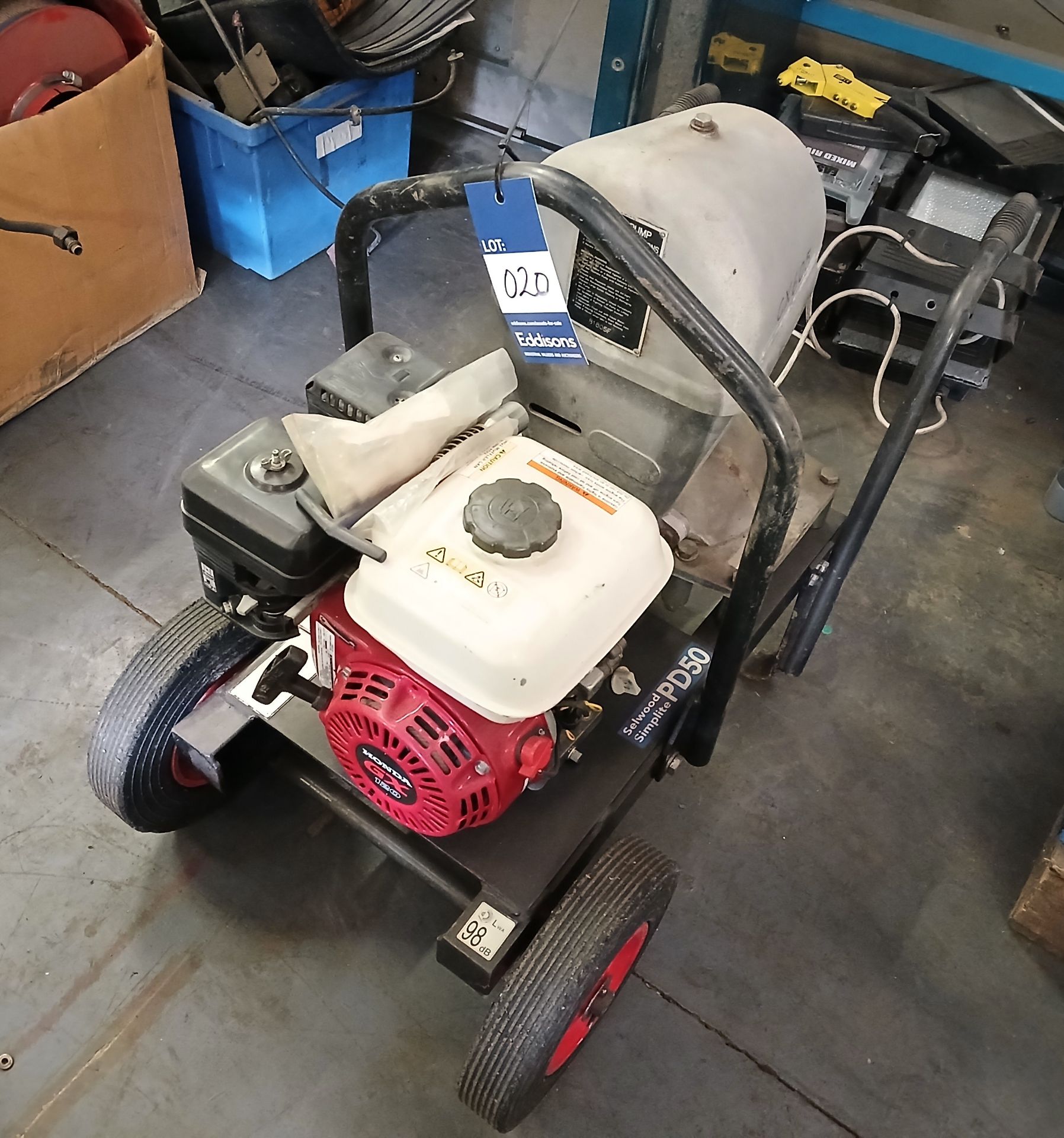 Selwood Simplite PD50 water pump with Honda GX120 petrol power unit