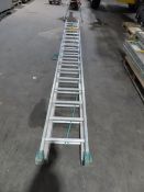 MACC sliding extending ladder 2 x 17 rung. Max length 8M, folded length 4.5M
