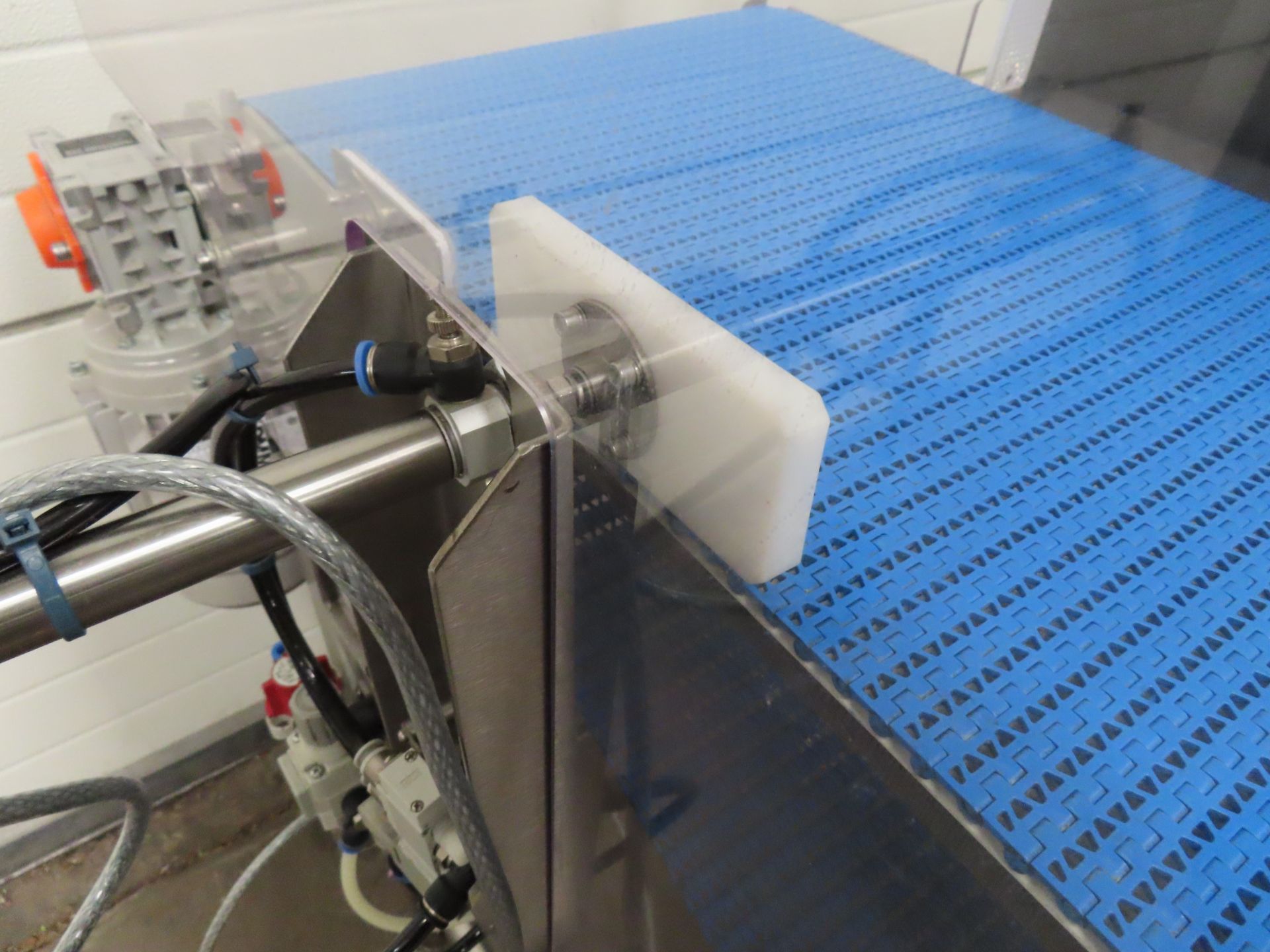 Cassel BD450 x 200 Aperture Metal detector with conveyor - Image 17 of 18