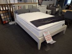 Sopor Elegance 3000 supersoft mattress with Bentley designs Hampstead bed frame (4ft 6” double) rrp.