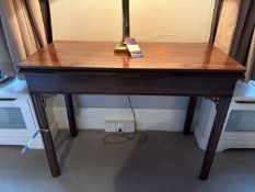 Gateleg card/games table. Open dimensions 960mm x 1015mm x 710mm high