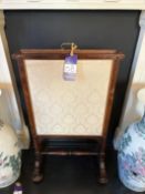 Fire screen and 2 stools