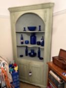 2 Green painted corner units. Front 1240mm wide x 2245mm high