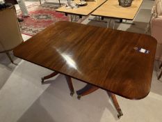 Mahogany extending table. 1575mm x 1170mm x 725mm