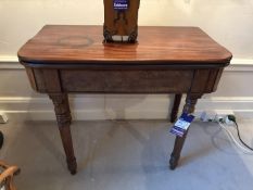 Mahogany Gateleg table. Open dimensions 1000mm x 950mm x 780mm