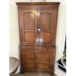 Tall 2 door over 3 drawer/2 door corner cabinet. Front face 1150mm x 2100mm