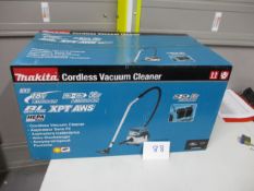 Makita DVC867LZX4 Cordless Dust Extractor with Hepa Filter (Unused/Body Only)