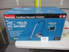 Makita DVC867LZX4 Cordless Dust Extractor with Hepa Filter (Unused/Body Only)