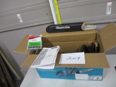 Makita UC015GT201 Heavy Duty Cordless 40V Max Body Only Chainsaw, 400mm Bar Length. (Unused/Body Onl