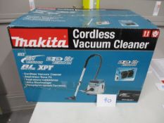 Makita DVC156LZX1 Cordless Dry Dust Extractor (Unused/Body Only)