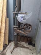 Suffolk Iron Foundry single arm profile cutter