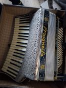 Scandalli Scotwood III accordion in hard case