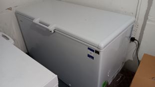Haier HCE429F 413 litre chest freezer (advised that contents will be removed prior to the auction